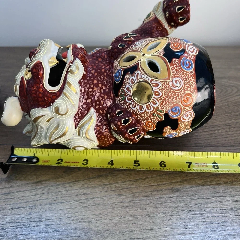Vintage Japanese Shisa Foo Dog Pair Kutani Style Moriage Porcelain 7.75